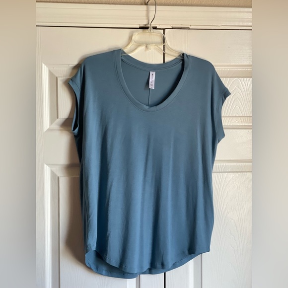 Athleta Tops - Athleta Short Sleeve Top Blue Small